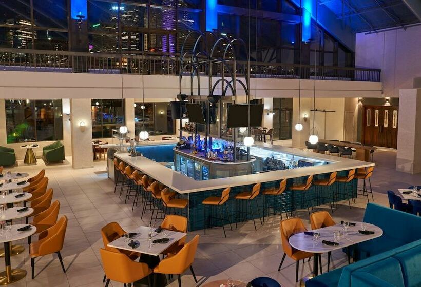 Sheraton Pittsburgh Hotel At Station Square