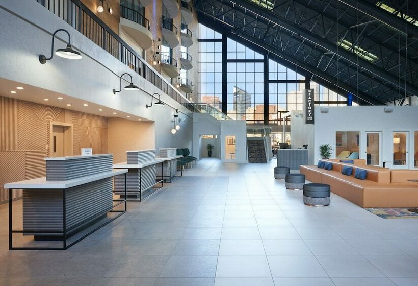 Sheraton Pittsburgh Hotel At Station Square