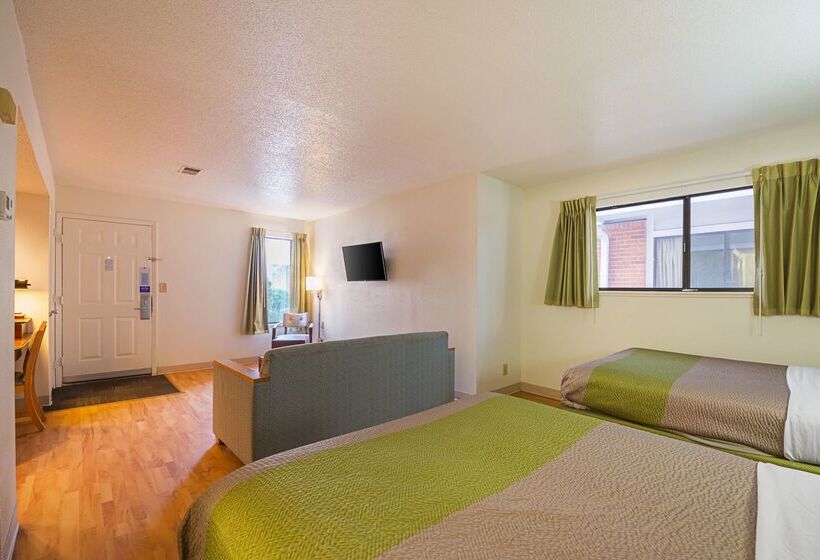 Studio 6greensboro, Nc