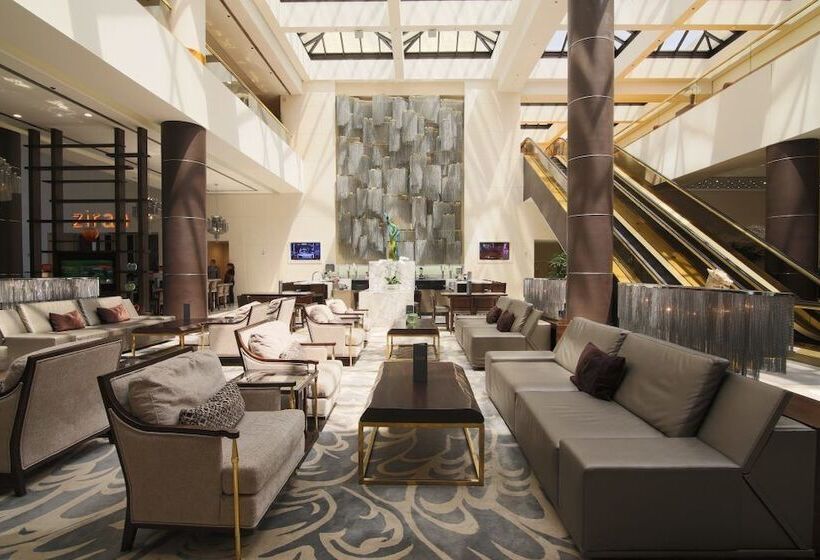 The La Grand Hotel Downtown