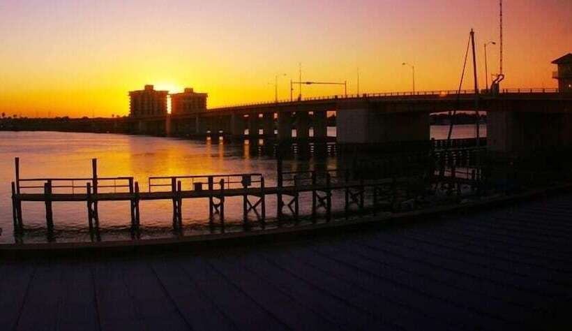 The Riverview Hotel   New Smyrna Beach