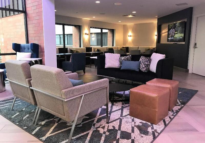 Delta Hotels By Marriott Mount Pleasant