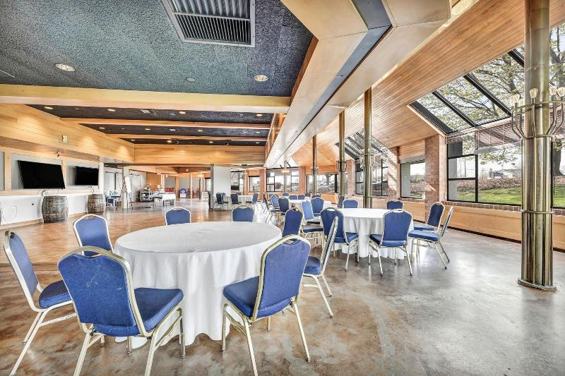 Delta Hotels By Marriott Mount Pleasant