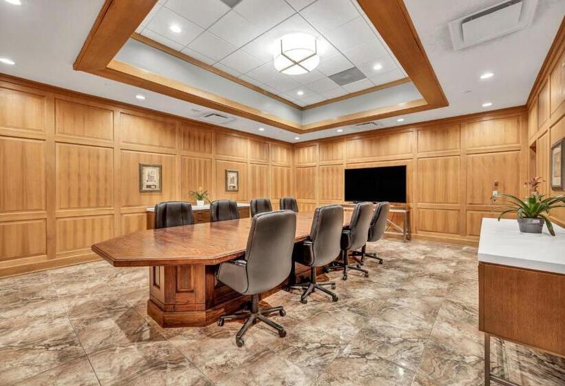 Delta Hotels By Marriott Mount Pleasant