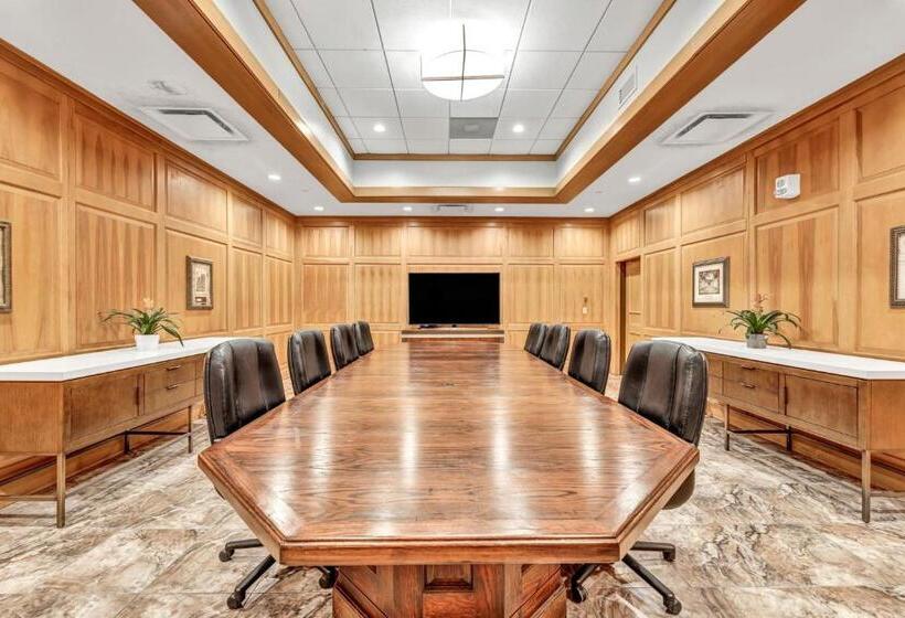 Delta Hotels By Marriott Mount Pleasant