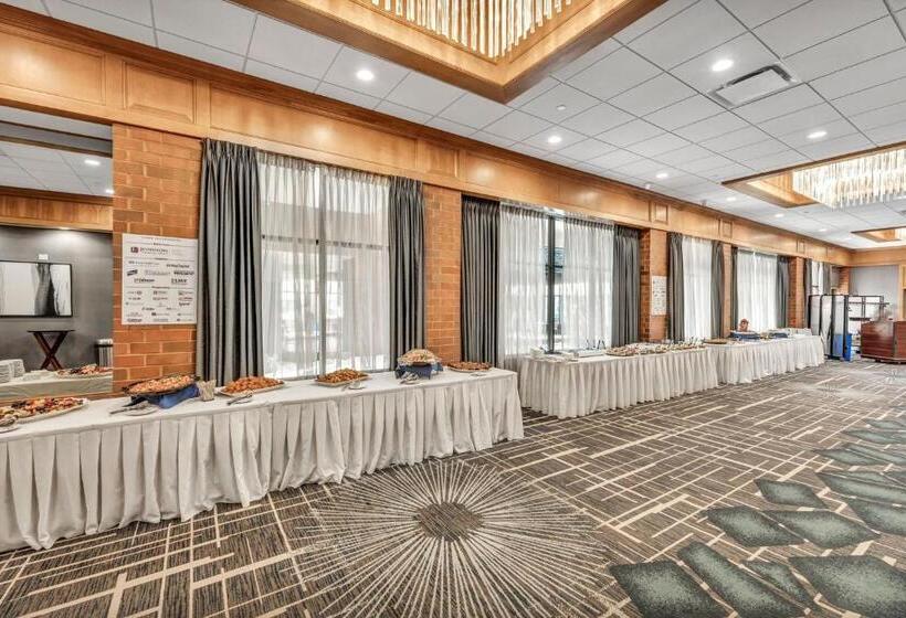 Delta Hotels By Marriott Mount Pleasant