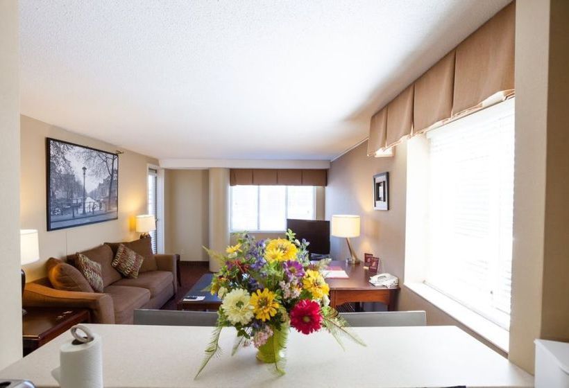 Garfield Suites Hotel