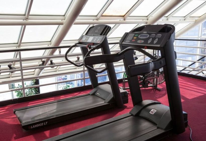 Garfield Suites Hotel