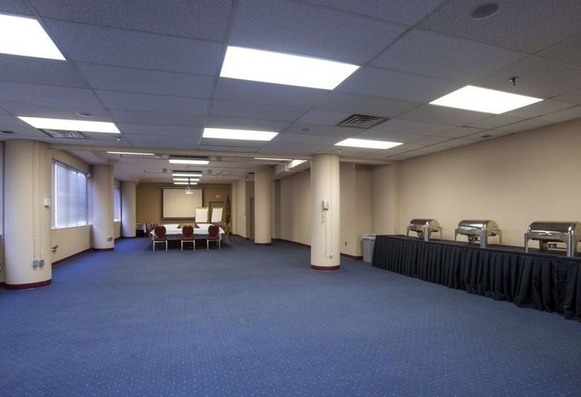 Garfield Suites Hotel