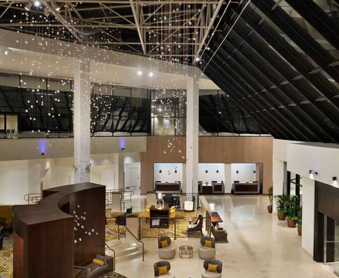 Hilton Stamford Hotel & Executive Meeting Center