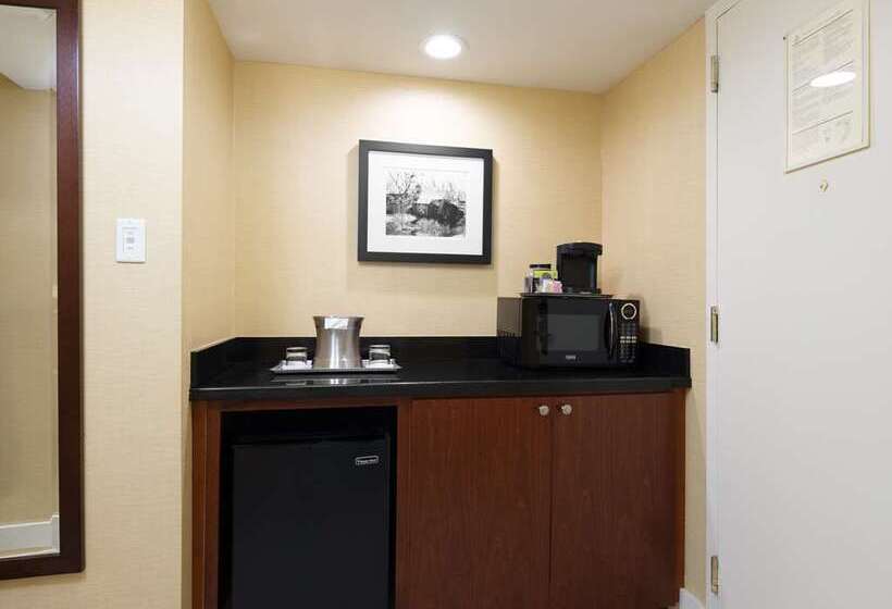 Hilton Stamford Hotel & Executive Meeting Center