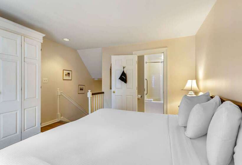 Admiral Fell Inn Baltimore Harbor, Ascend Hotel Collection