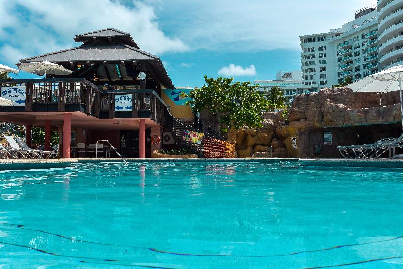 Отель Alexander