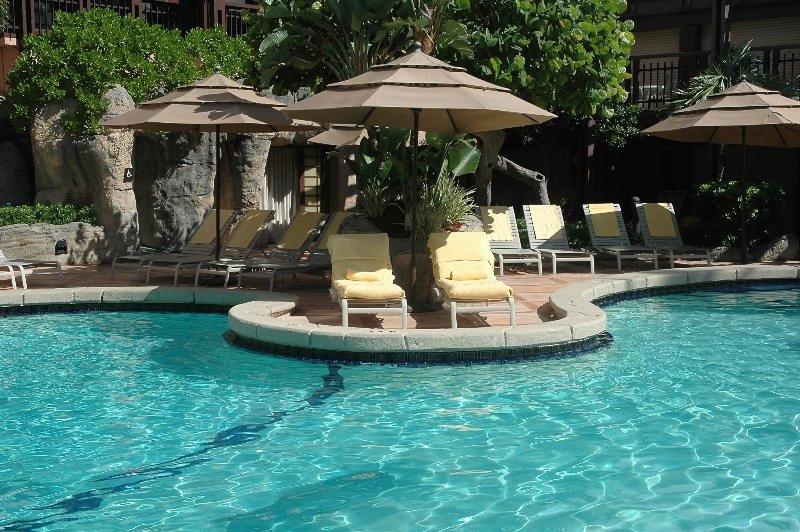 Отель Alexander