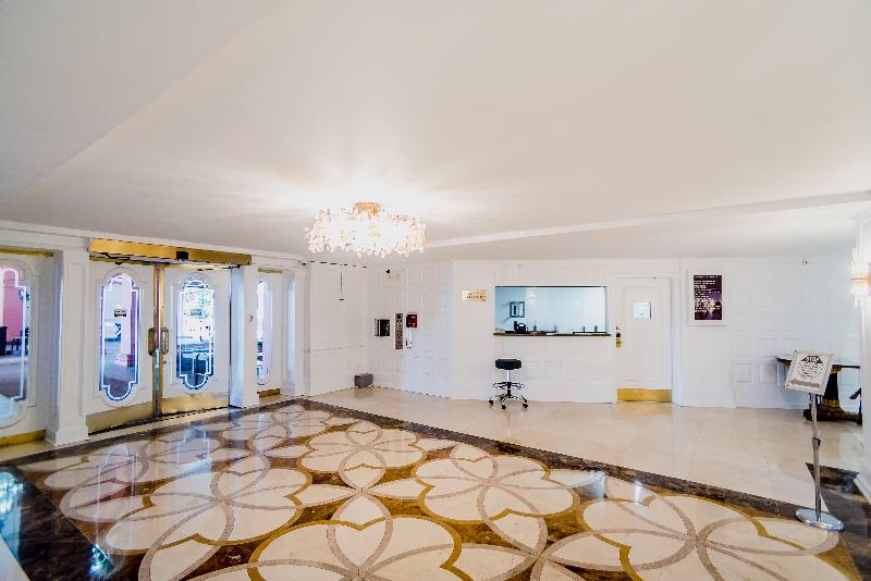 Отель Alexander