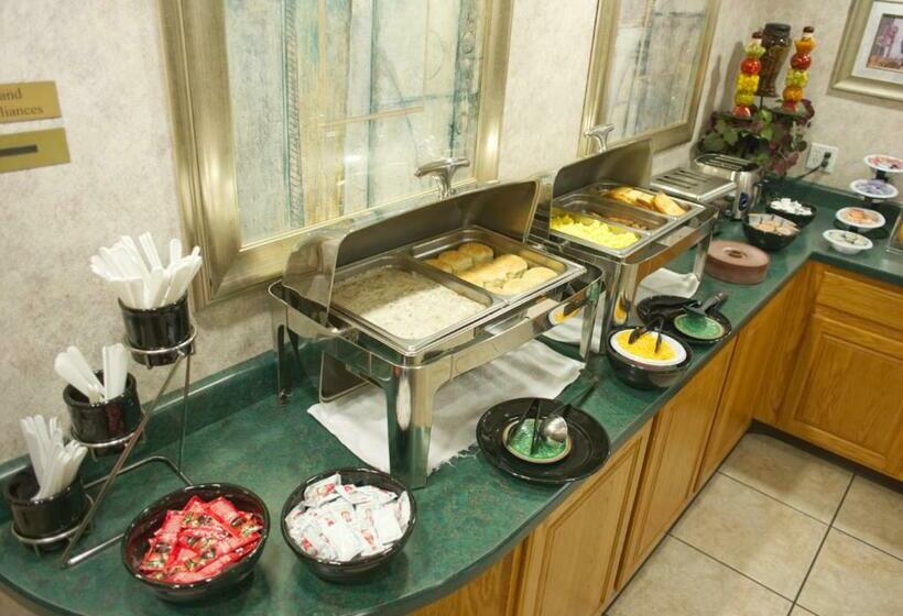 ホテル Ambassador Inn St. George