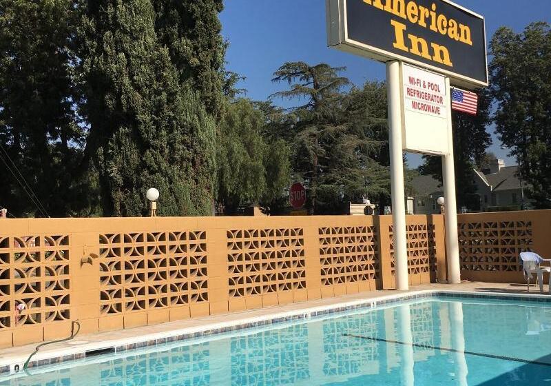 فندق American Inn Ontario