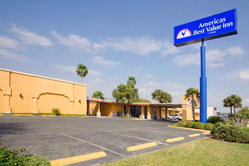 فندق Americas Best Value Inn Laredo