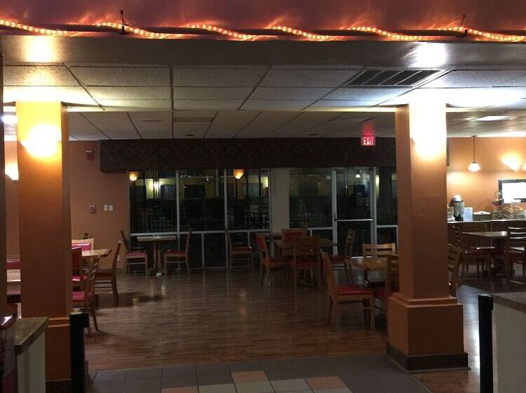 فندق Americas Best Value Inn Laredo