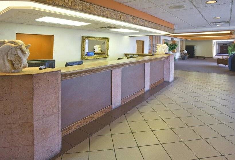 فندق Americas Best Value Inn Laredo