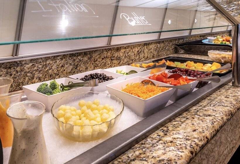 فندق Anaheim Majestic Garden