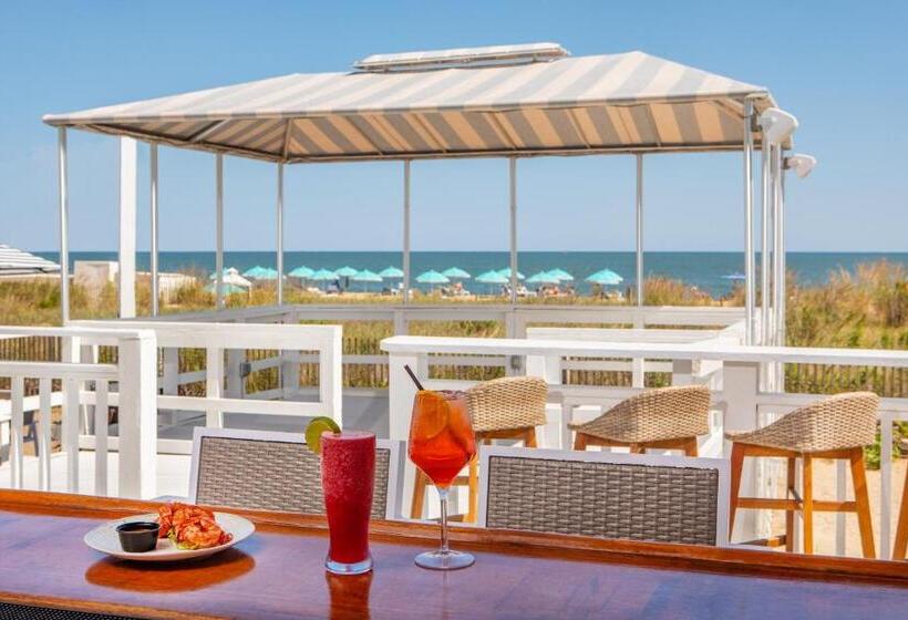 酒店 Ashore Resort & Beach Club