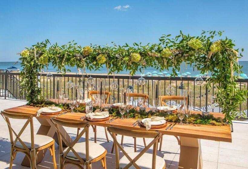 酒店 Ashore Resort & Beach Club