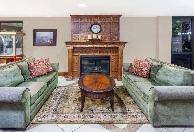 ホテル Baymont By Wyndham Elkhart