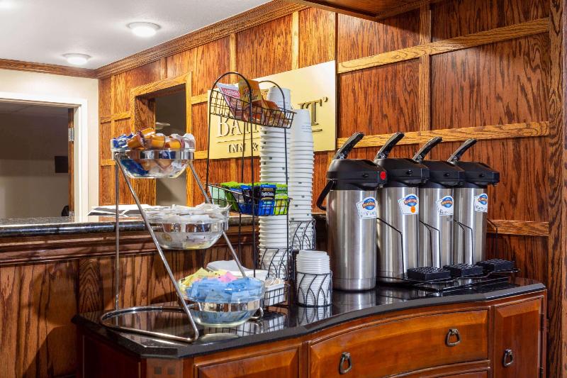 ホテル Baymont By Wyndham Elkhart