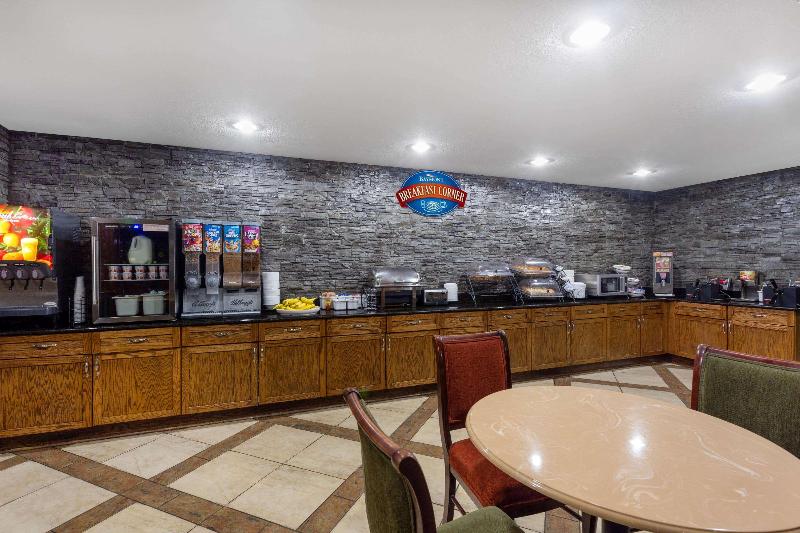 ホテル Baymont By Wyndham Elkhart