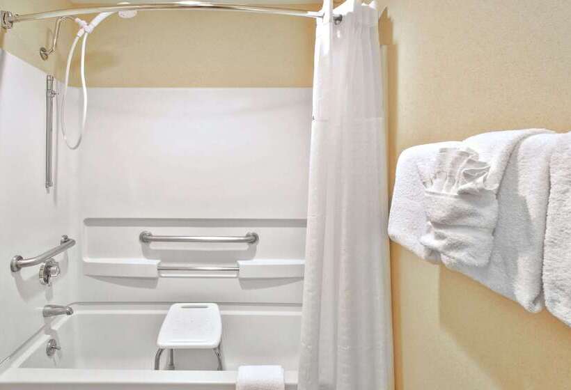 ホテル Baymont By Wyndham Knoxville/cedar Bluff