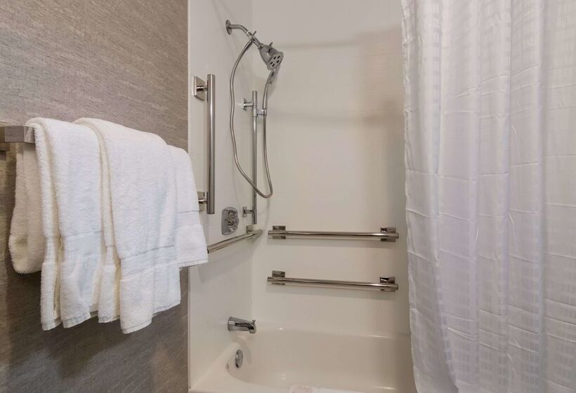 The Inn on Maritime Bay, Ascend Hotel Collection