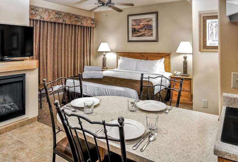 هتل Bell Rock Inn