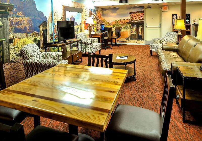 هتل Bell Rock Inn