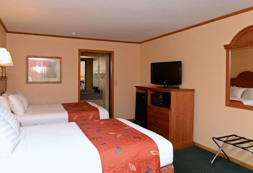 فندق Surestay By Best Western Kansas City Country Inn North
