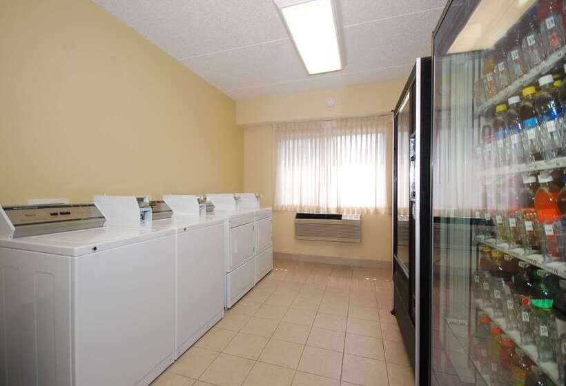 호텔 Best Western Plus Franklin Square Inn