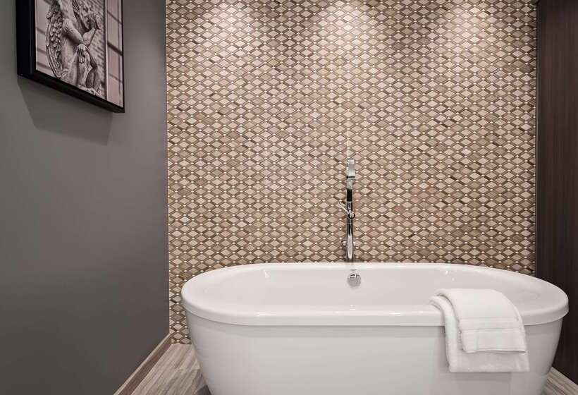 호텔 Best Western Plus Franklin Square Inn