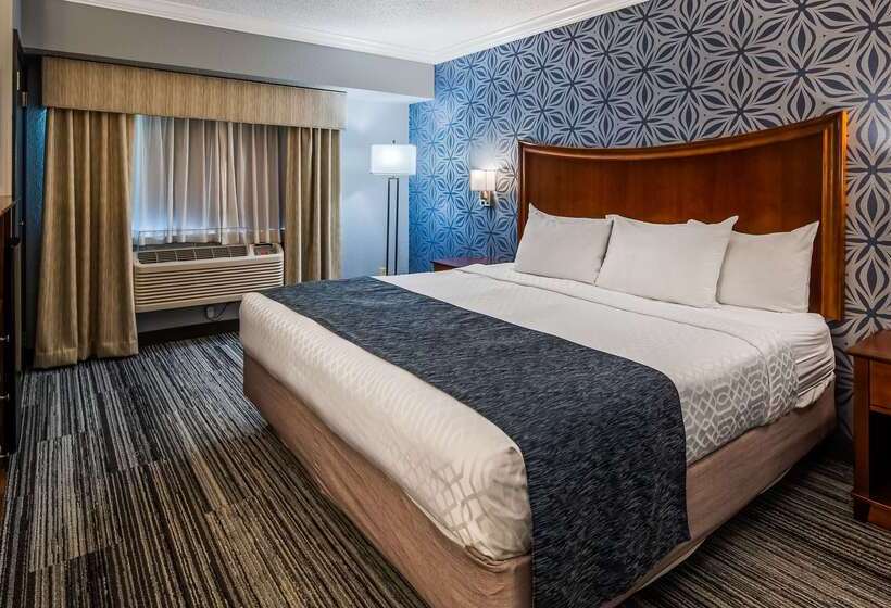 호텔 Best Western Plus Franklin Square Inn