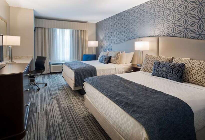 호텔 Best Western Plus Franklin Square Inn