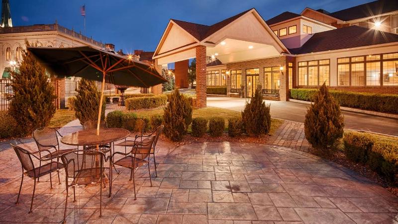 호텔 Best Western Plus Franklin Square Inn