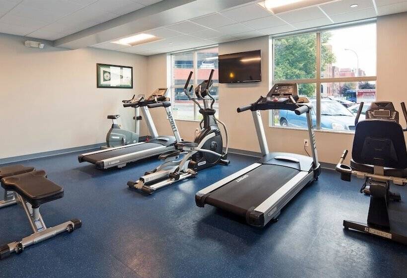 호텔 Best Western Plus Franklin Square Inn