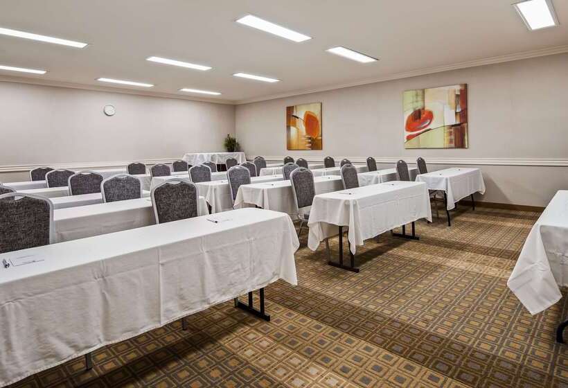 فندق Best Western Plus Orange County Airport North