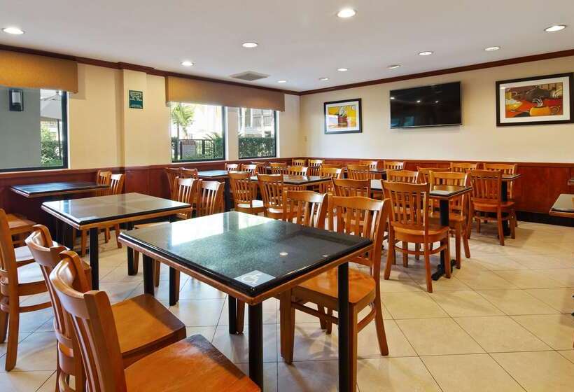 فندق Best Western Plus Orange County Airport North