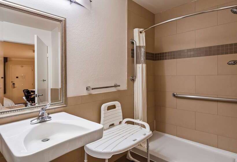 فندق Best Western Plus Orange County Airport North