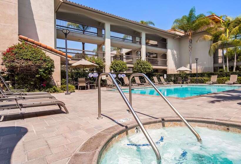 فندق Best Western Plus Orange County Airport North