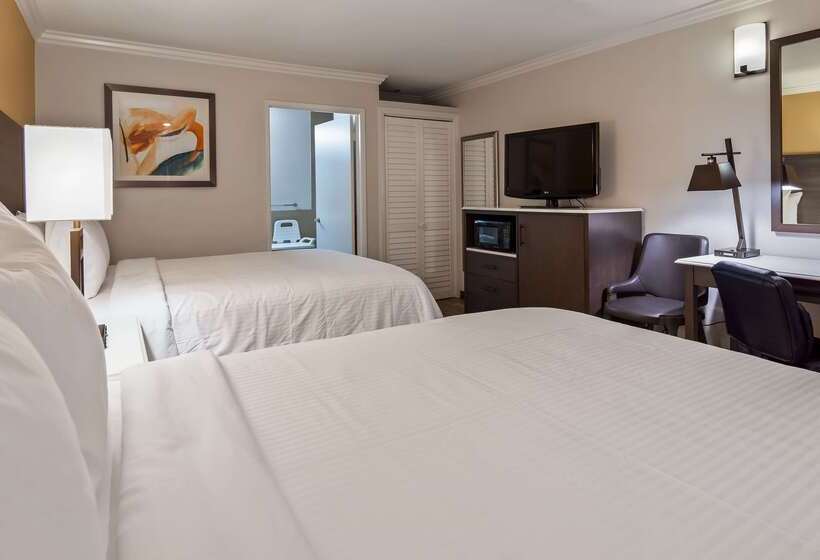 فندق Best Western Plus Orange County Airport North