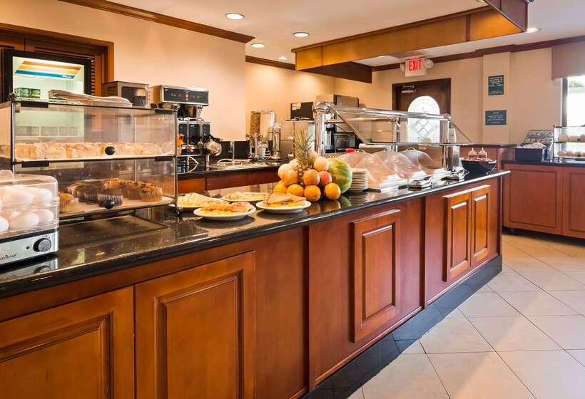 فندق Best Western Plus Orange County Airport North