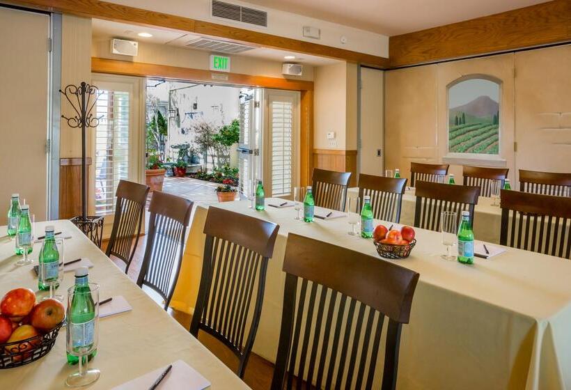 Отель Sonoma Valley Inn, Tapestry Collection By Hilton