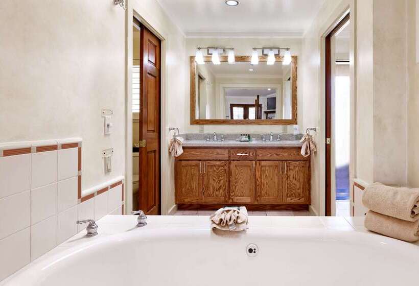 Отель Sonoma Valley Inn, Tapestry Collection By Hilton