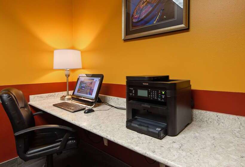 Отель Best Western The Inn At The Fairgrounds